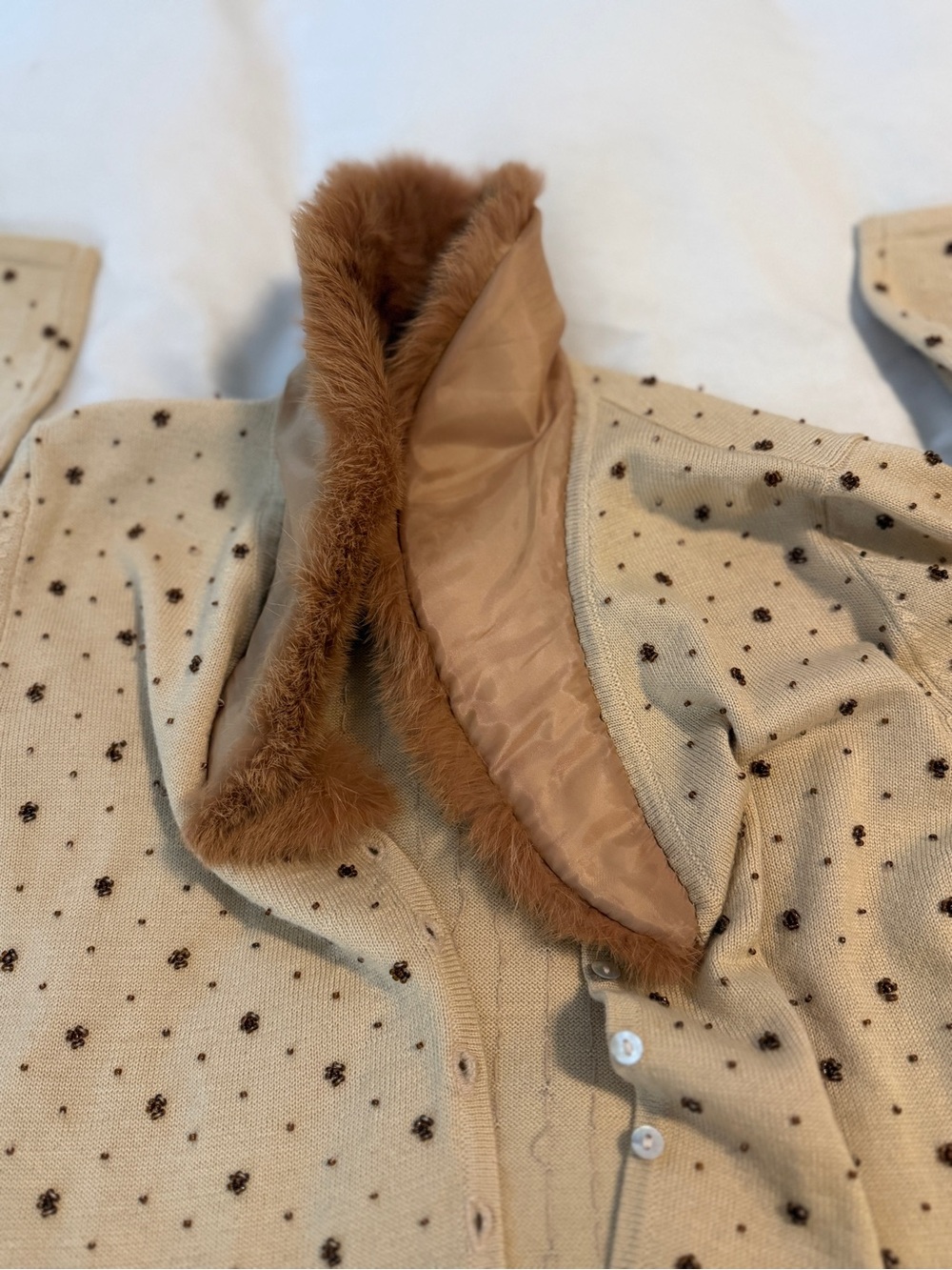 Vintage Gazeba Women’s Beaded Cardigan Fur Collar Size Small ITALY 100% Wool - Picture 10 of 12